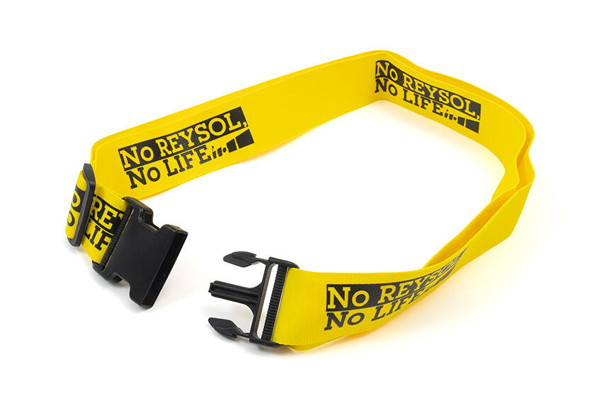 20260906_06_suitscasebelt.jpg